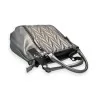 Bolso de Mano Plateado Acolchado Melanie Paris - Diseño Contemporáneo y Elegante