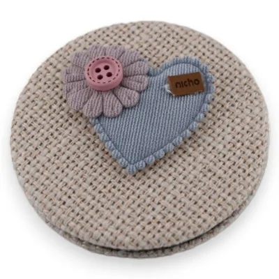 Pequeño espejo de bolsillo beige con corazón y flor 3D lila