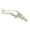 Collar Ikita Flores Doradas y Perlas | Joya de Fantasía Elegante