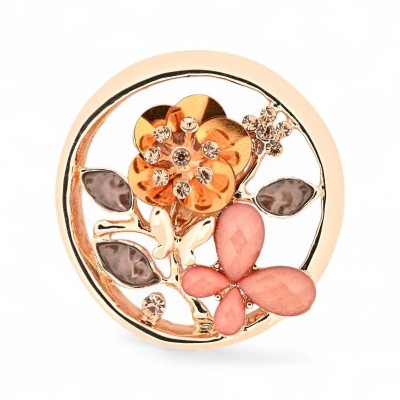Vista frontal del broche flor oro rosa, círculo calado con flor melocotón y ocho cristales champagne, mariposa rosa, hojas grise
