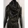 Foulard quadrato etnico bandana nero 120 cm con dettagli oro: fondo nero profondo in viscosa stampato con rosette oro a rombi-e-