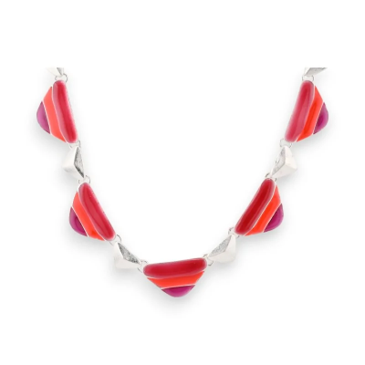 Ikita Silber Dreieck Halskette mit 5 Fuchsia Korall roten Email-Dreiecken geometrisch